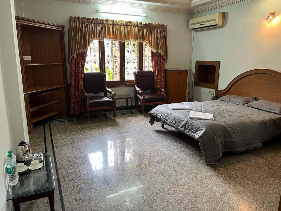 Stone Rock Castle Hotel Hyderabad Exterior photo